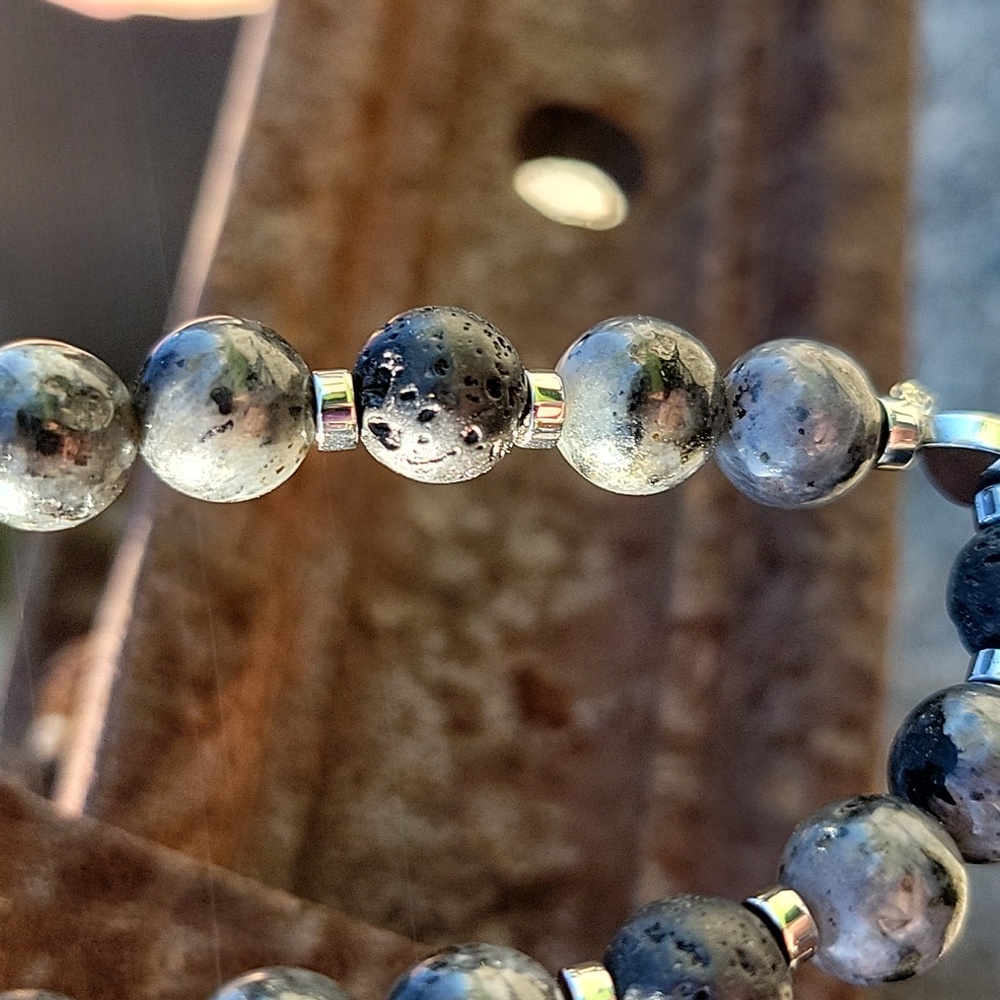 Labradorite Bracelet - Picture 6 of 6